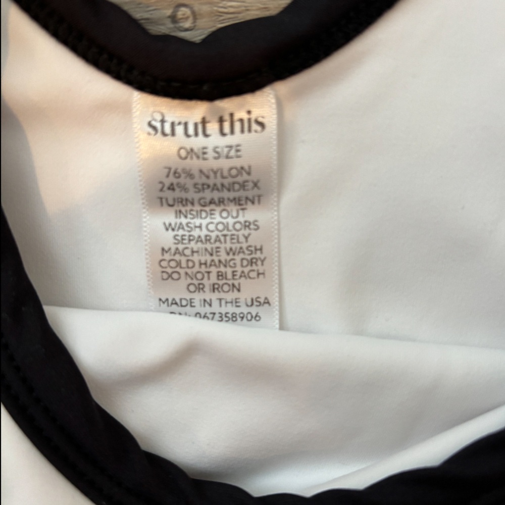 Strut This workout set - Picture 4 of 4